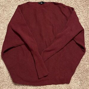Burgundy flowy knit sweatsr